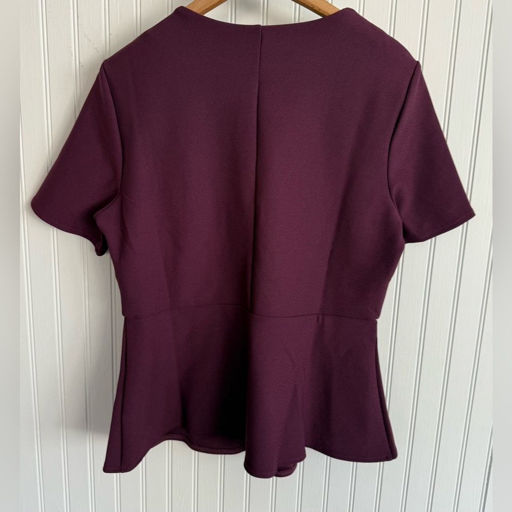 H&M Dark Purple Top Size M New - Picture 3 of 3